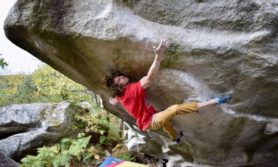 Taylor McNeill Sends The Big Island (8C/V15), Fontainebleau, France