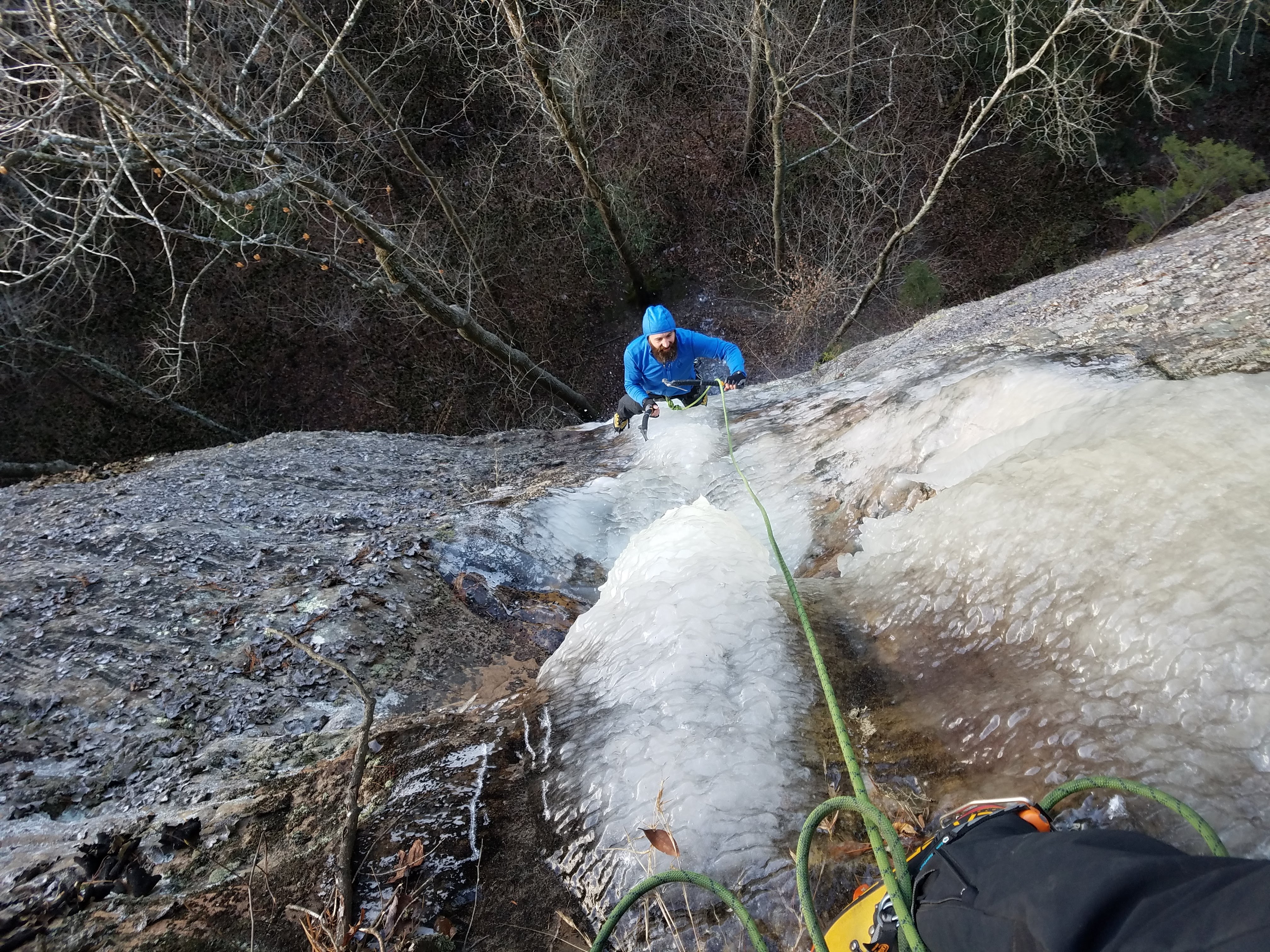 Clifton Gifford on Crushed Testicle Hands, Red River Gorge, Kentucky. Photo: Erik Kloeker.