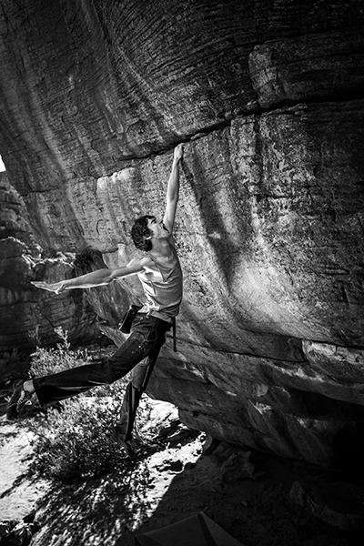 Graham sticking a V9 dyno at the Sassies, an area in Rocklands, South Africa, in June 2012. Photo: Cameron Maier.
